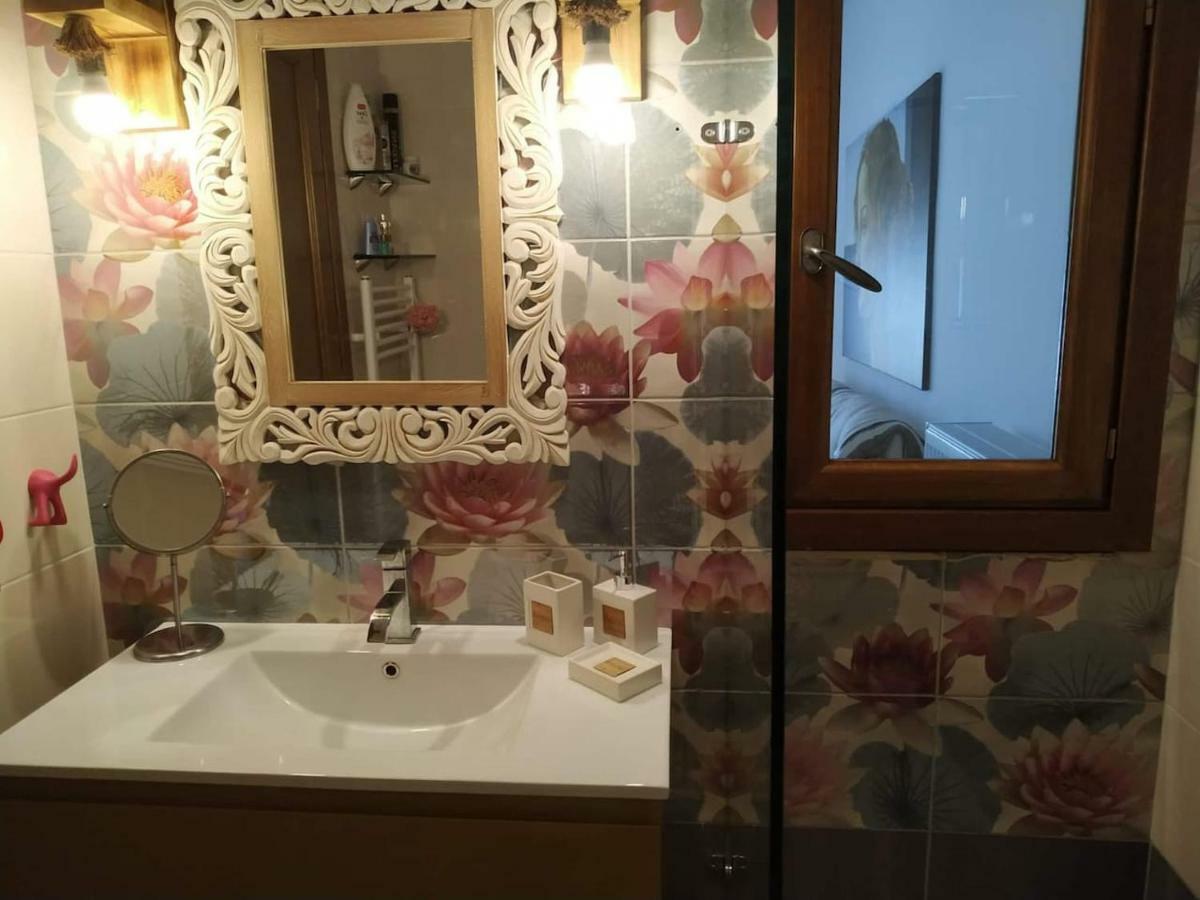 Loutraki Μοναδικής Θέσης Διαμέρισμα Στη Θάλασσα Eksteriør billede