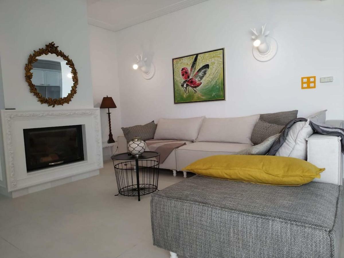 Loutraki Μοναδικής Θέσης Διαμέρισμα Στη Θάλασσα Eksteriør billede